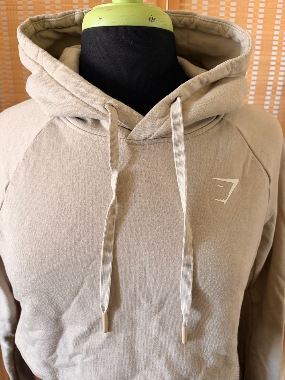 Gymshark Cropped Hoodie in Taupe - Picture 3 of 6